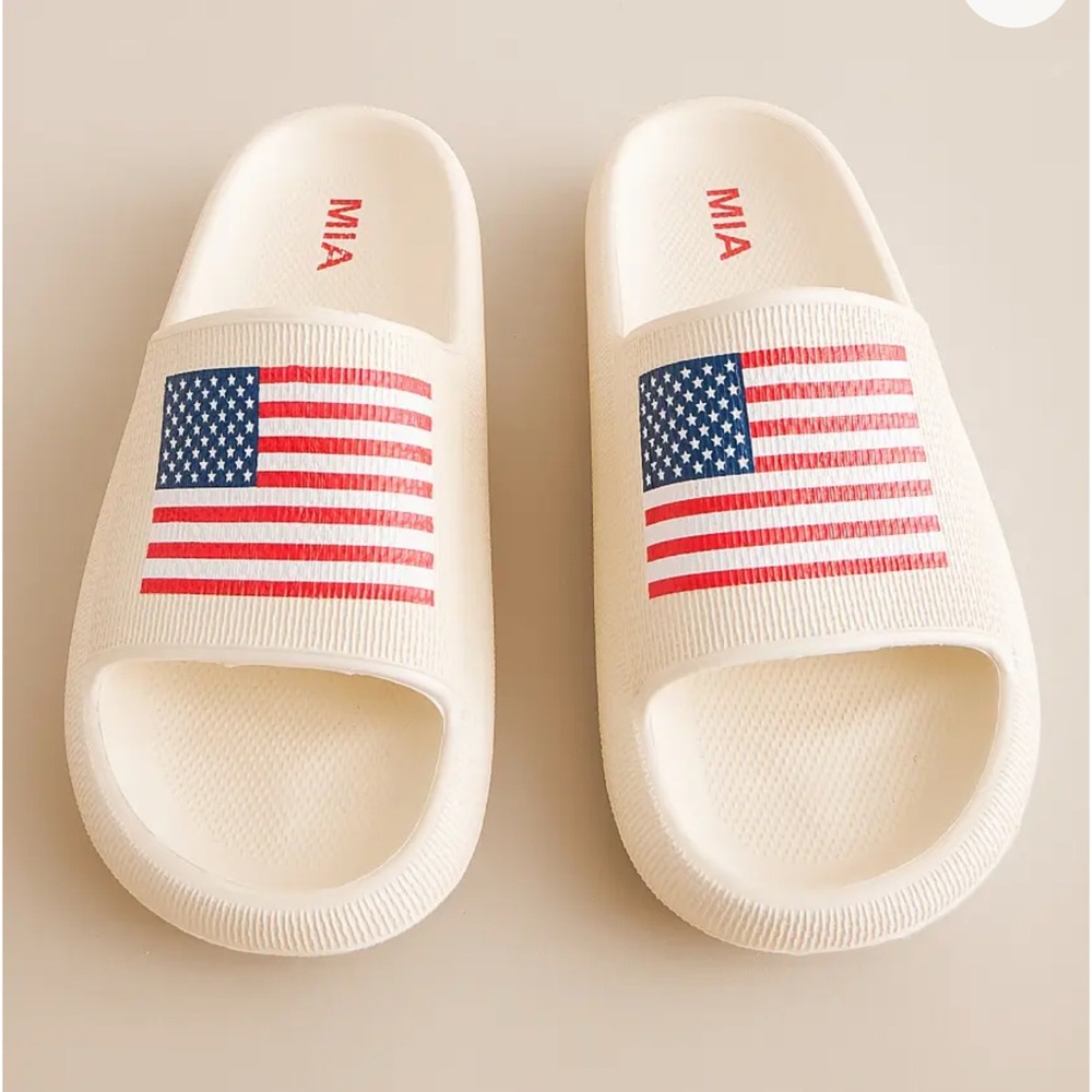 MIA brand American Flag slides